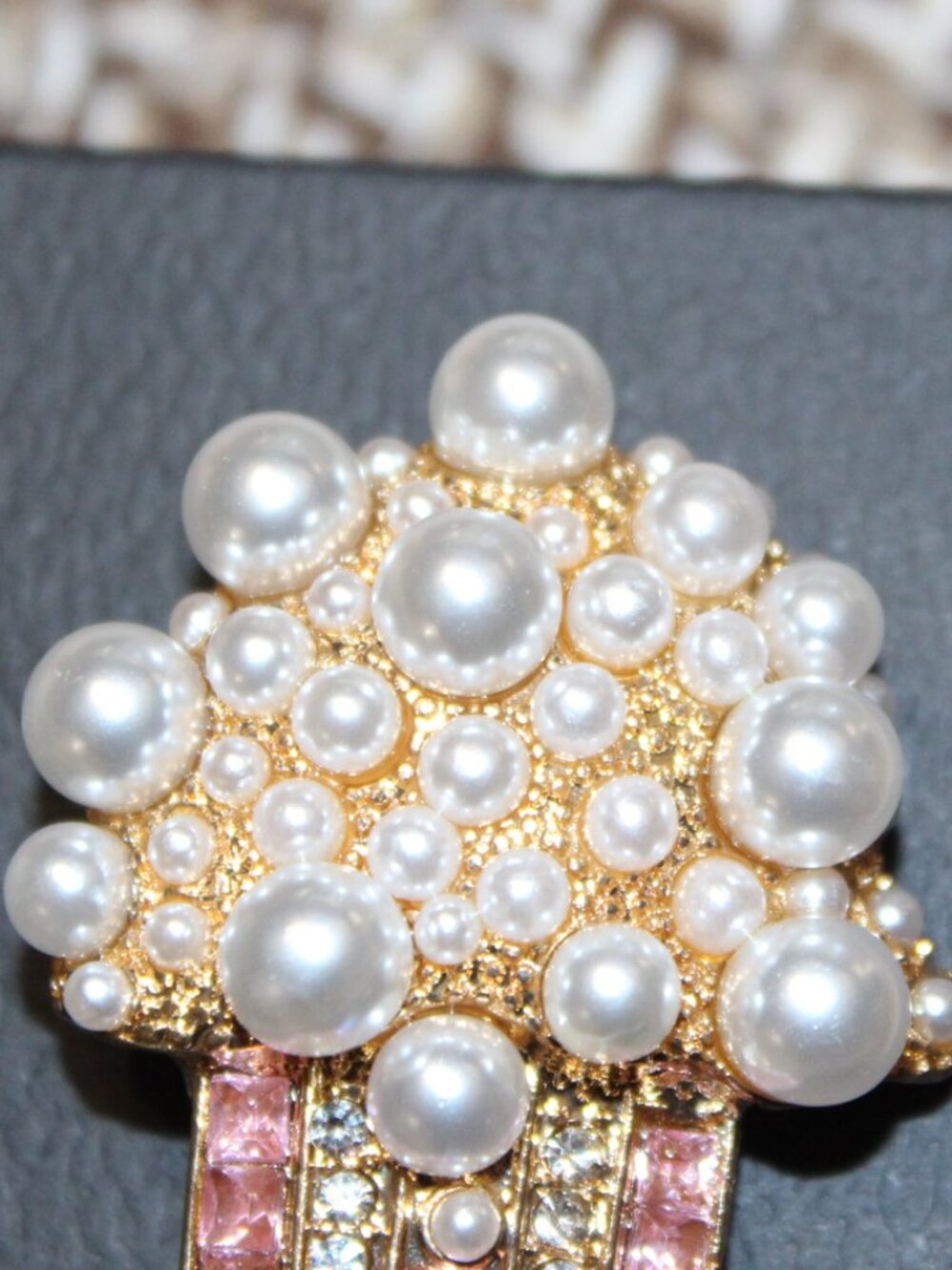 NWOT pink popcorn brooch CUTE! - Picture 6 of 7